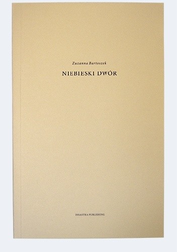 NIEBIESKI DWÓR