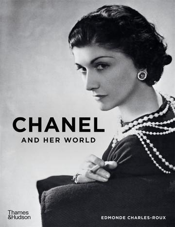 Okładka: Chanel and her World