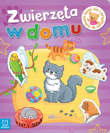 Zwierzęta w domu maluch bawi się i przykleja